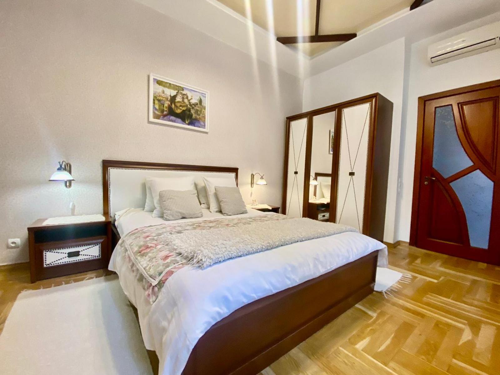 Apartamento Вул Вірменська 20 Не Далеко Від Ж Д Вокзалу Звітні Документи Leópolis Exterior foto